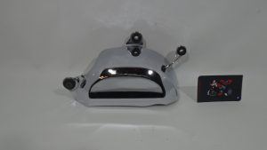 TAPA LATERAL INFERIOR CROMO SUZUKI INTRUDER M1800R